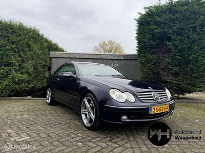 Blauw Occasion 2005 Mercedes CLK320 Avantgarde Coupé | € 4.495 (Eerlijke prijs)