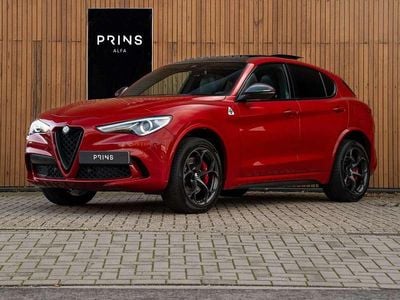Rood (metallic) Gebruikt 2018 Alfa Romeo Stelvio Quadrifoglio SUV | € 48.900 (Eerlijke prijs)