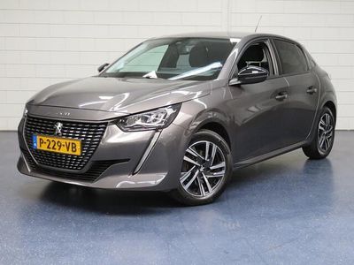 Grijs Gebruikt 2022 Peugeot 208 Allure Hatchback | € 16.480 (Eerlijke prijs)