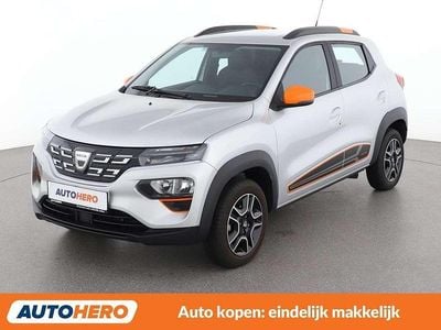 Grijs Occasion 2022 Dacia Spring Comfort Plus Hatchback | € 9.649 (Eerlijke prijs)