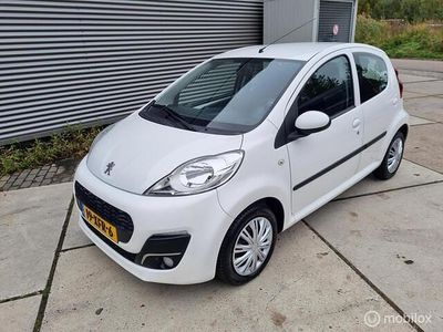 Wit Gebruikt 2012 Peugeot 107 Active Hatchback | € 4.250 (Eerlijke prijs)