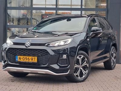 Zwart Occasion 2020 Suzuki Across Style SUV | € 31.450 (Iets duurder)