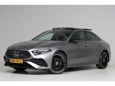 Grijs Gebruikt 2024 Mercedes A250 AMG line Sedan | € 38.945 (Duur)
