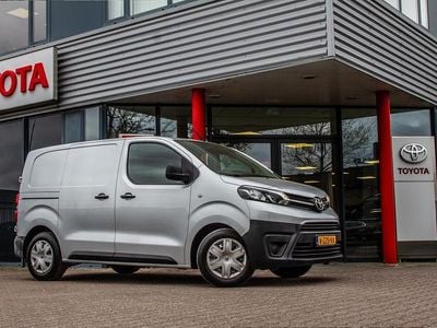 Zilver Gebruikt 2017 Toyota Proace Comfort MPV | € 12.995 (Goede deal)