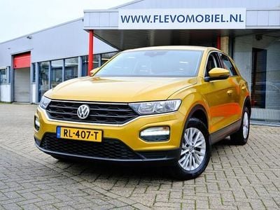 Geel Gebruikt 2018 VW T-Roc SUV | € 13.450 (Eerlijke prijs)