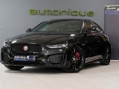 Zwart (metallic) Gebruikt 2019 Jaguar XE R-Dynamic Sedan | € 31.500 (Eerlijke prijs)