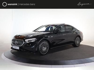 Zwart, metallic lak Nieuw 2025 Mercedes E300 AMG line Sedan | € 87.077 (Eerlijke prijs)