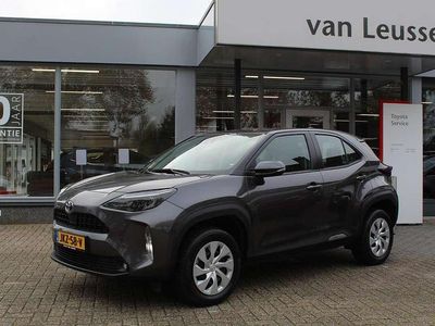 Grijs Gebruikt 2024 Toyota Yaris Cross SUV | € 24.900 (Goede deal)