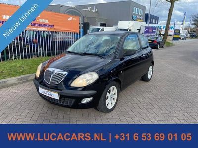 tweedehands Lancia Ypsilon 1.2-16V Platino