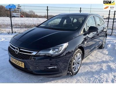 Blauw Gebruikt 2018 Opel Astra Innovation Stationwagen | € 10.945 (Eerlijke prijs)