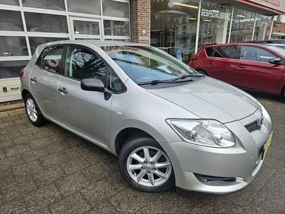 Occasion Toyota Auris Terra 124 PK (91 kW) 2008 Grijs (metallic) Hatchback