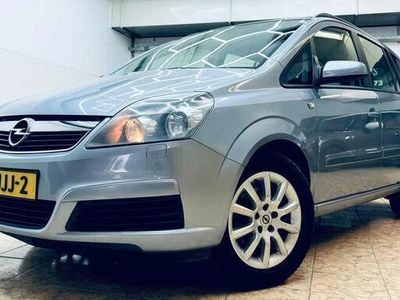 tweedehands Opel Zafira 1.8 Essentia