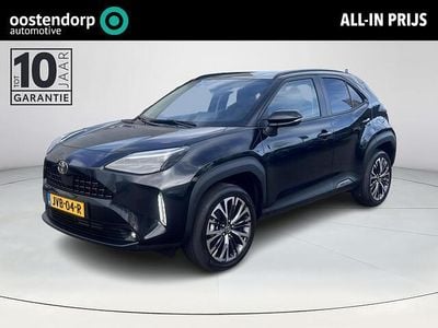 Zwart Occasion 2025 Toyota Yaris Cross Executive SUV | € 34.900 (Eerlijke prijs)