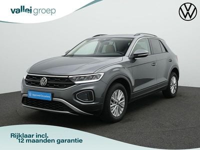 Grijs Occasion 2022 VW T-Roc Life SUV | € 20.900 (Goede deal)