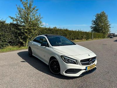 Gebruikt 2017 Mercedes CLA180 AMG line Sedan | € 20.500 (Eerlijke prijs)