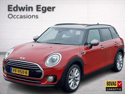 Rood Gebruikt 2016 Mini Cooper Clubman Business Stationwagen | € 14.745 (Eerlijke prijs)