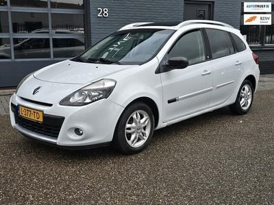 Occasion Renault Clio GrandTour Authentique 101 PK (74 kW) 2011 Wit Stationwagen