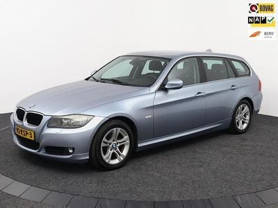 Blauw Occasion 2010 BMW 318 Stationwagen | € 3.948 (Eerlijke prijs)