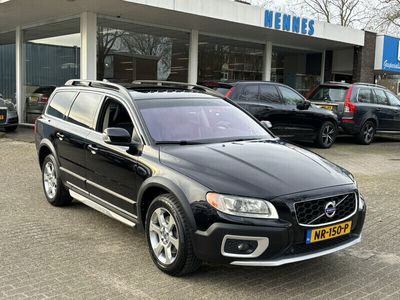 tweedehands Volvo XC70 2.4 D5 AWD 225pkSummum Schuifdak BTW voordeel €500,-