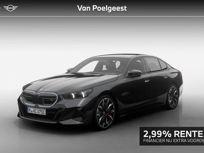 M carbonschwarz metallic (416) (zwart metallic) Nieuw 2025 BMW i5 M Sport Sedan | € 121.458