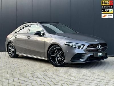 Grijs Gebruikt 2020 Mercedes A180 AMG line Hatchback | € 25.950