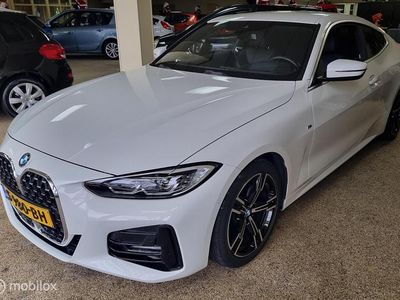 Wit Occasion 2023 BMW 420 Executive Coupé | € 36.950