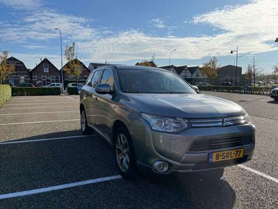 Mitsubishi Outlander P-HEV