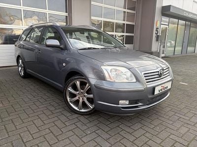 Occasion Toyota Avensis Sol 129 PK (94 kW) 2005 Grijs Stationwagen