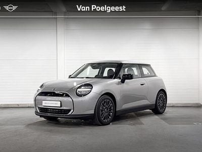 Nieuw Mini Cooper SE Essential 160 kW (218 PK) 2025 Melting silver iii Hatchback