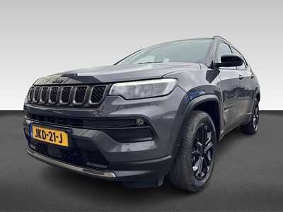 Grijs Occasion 2022 Jeep Compass SUV | € 25.445 (Goede deal)