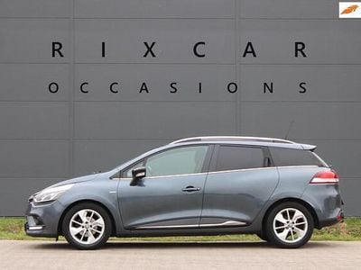 Grijs (metallic) Gebruikt 2017 Renault Clio GrandTour LIMITED Stationwagen | € 8.940 (Eerlijke prijs)