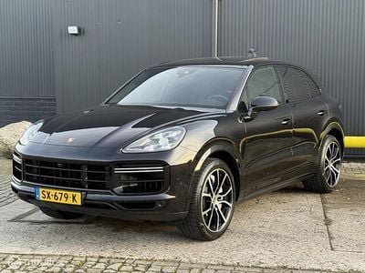 Zwart Occasion 2018 Porsche Cayenne Turbo Sport SUV | € 61.999 (Super prijs)