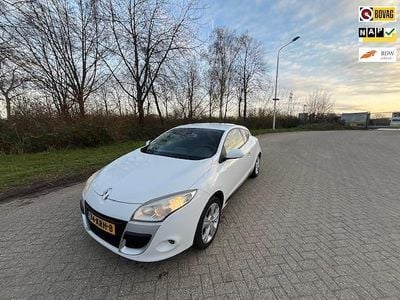 Gebruikt 2010 Renault Mégane III Business Coupé | € 2.950 (Goede deal)
