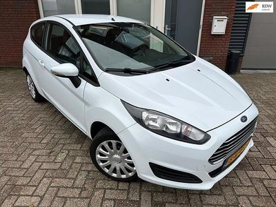 Wit Occasion 2013 Ford Fiesta Style Hatchback | € 4.999 (Goede deal)