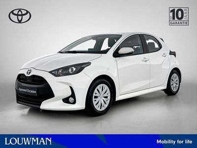 Occasion Toyota Yaris Hybrid Comfort 116 PK (85 kW) 2023 Zilver Hatchback