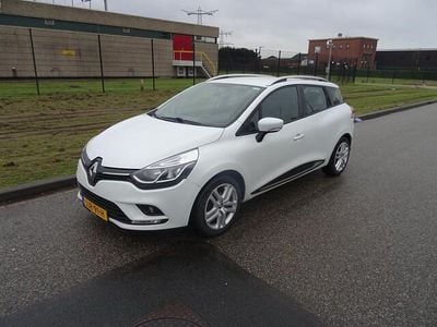 Wit Occasion 2019 Renault Clio IV Zen Hatchback | € 6.895 (Goede deal)