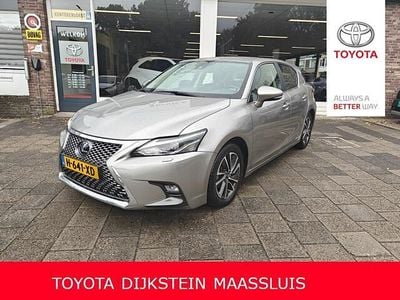 Lexus CT200h
