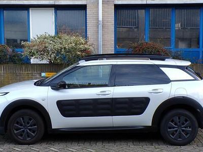 Wit (metallic) Gebruikt 2014 Citroën C4 Business Class SUV | € 4.950 (Eerlijke prijs)