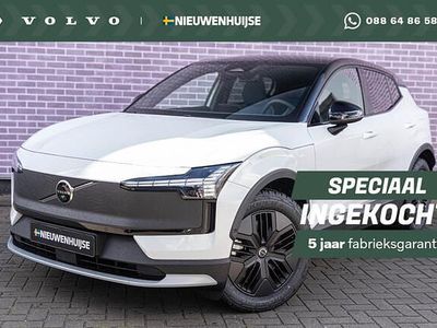 Wit Occasion 2025 Volvo EX30 CC Performance SUV | € 46.899
