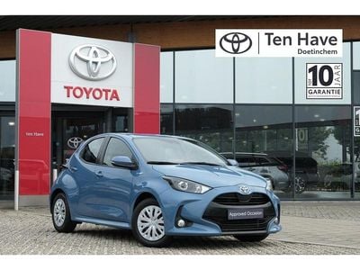 Occasion Toyota Yaris Hybrid Active 2020 Blauw Hatchback