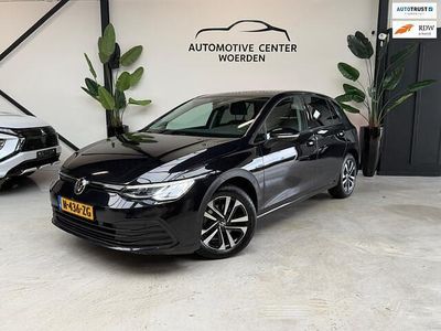 Zwart Gebruikt 2021 VW Golf VII Style Hatchback | € 20.999 (Goede deal)