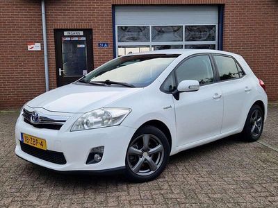 Wit Occasion 2012 Toyota Auris Hybrid Business Edition Hatchback | € 9.450 (Iets duurder)