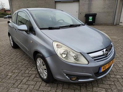 tweedehands Opel Corsa 1.4-16V Enjoy