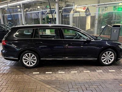 Zwart Gebruikt 2015 VW Passat Edition Stationwagen | € 13.500 (Eerlijke prijs)