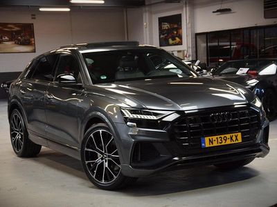 Grijs Occasion 2021 Audi Q8 S-Line SUV | € 56.800 (Super prijs)