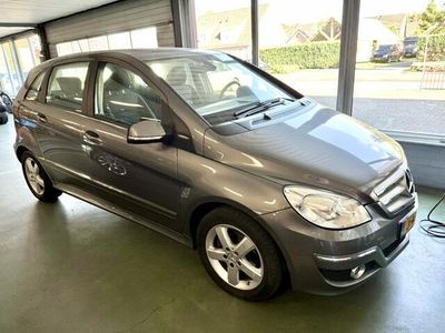 Mercedes B180