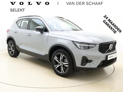 Grijs Occasion 2025 Volvo XC40 Plus SUV | € 44.800 (Eerlijke prijs)