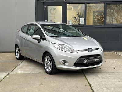 Grijs Gebruikt 2013 Ford Fiesta Titanium Hatchback | € 3.995 (Goede deal)