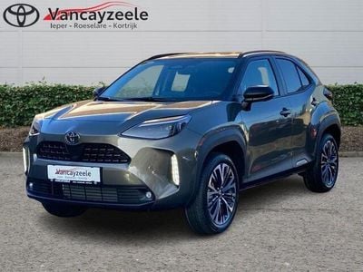 Bruin Nieuw 2025 Toyota Yaris Elegant Coupé | € 36.250