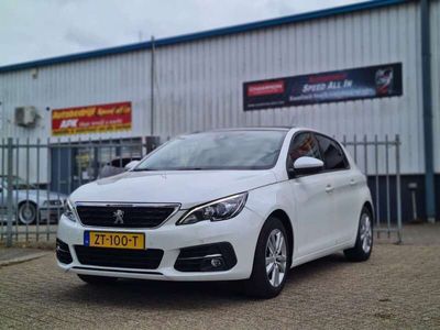 tweedehands Peugeot 308 1.2 Benzine | GLASDAK | APPLE CARPLAY